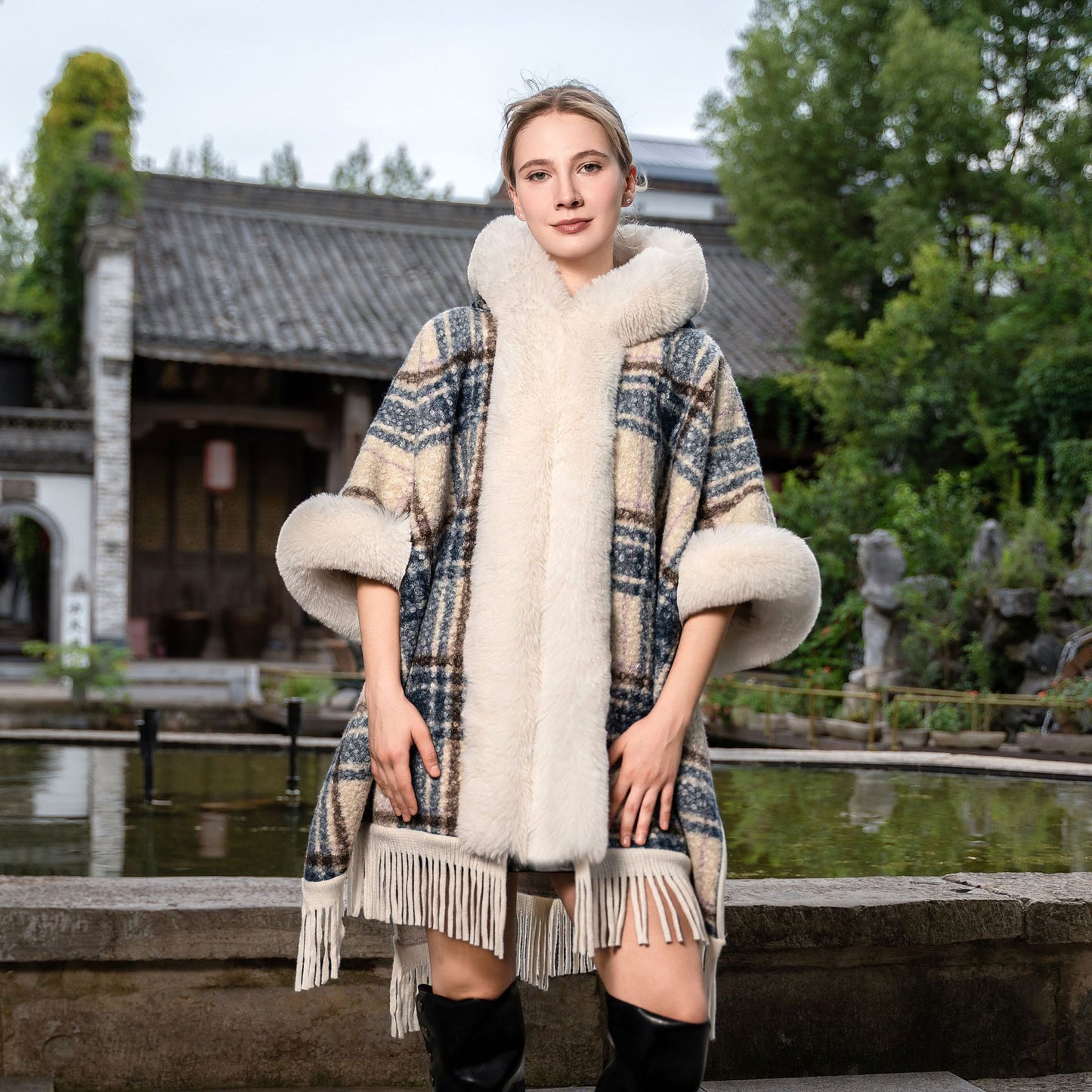 New Hooded Warm Cloak Artificial Plush Fur Shawl