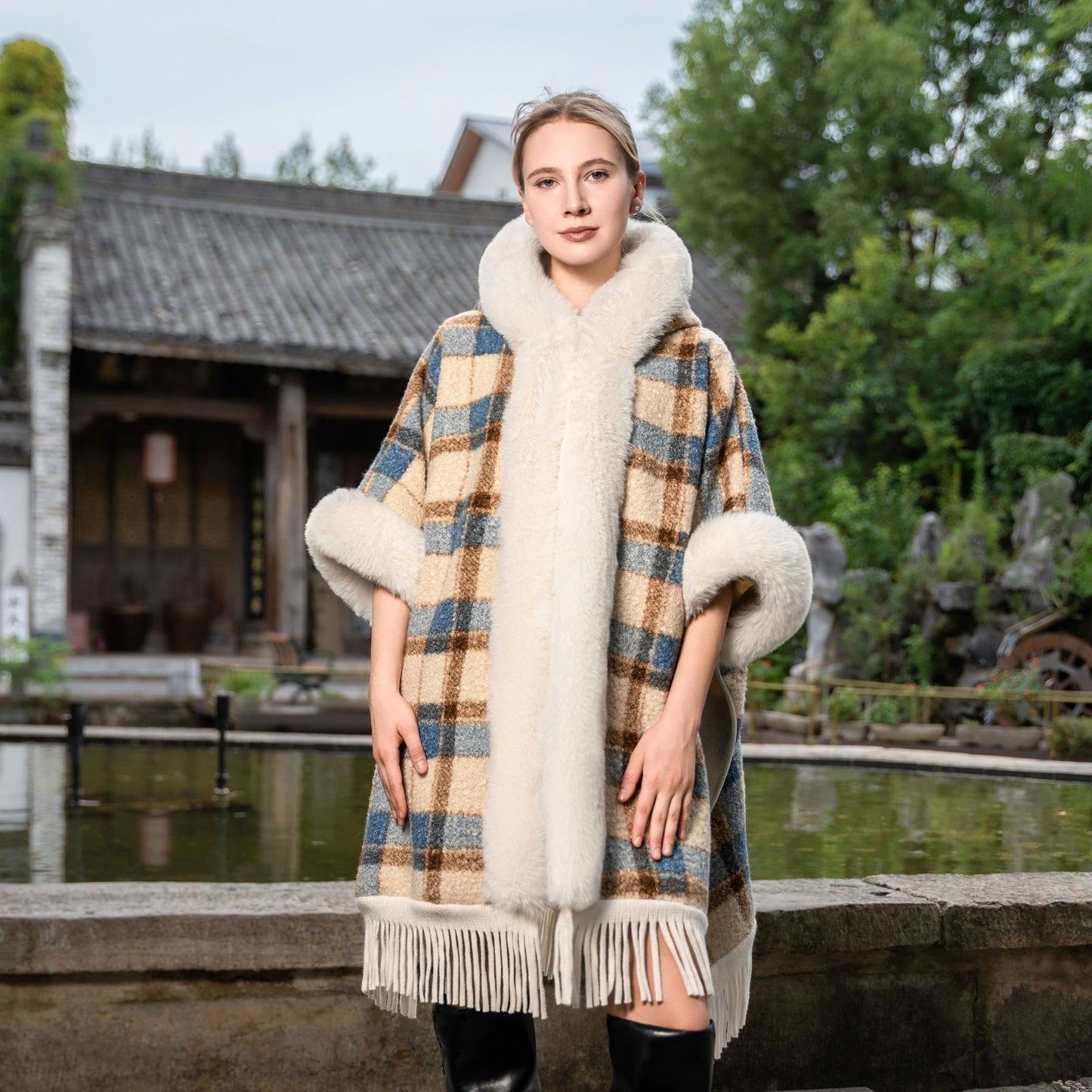 New Hooded Warm Cloak Artificial Plush Fur Shawl