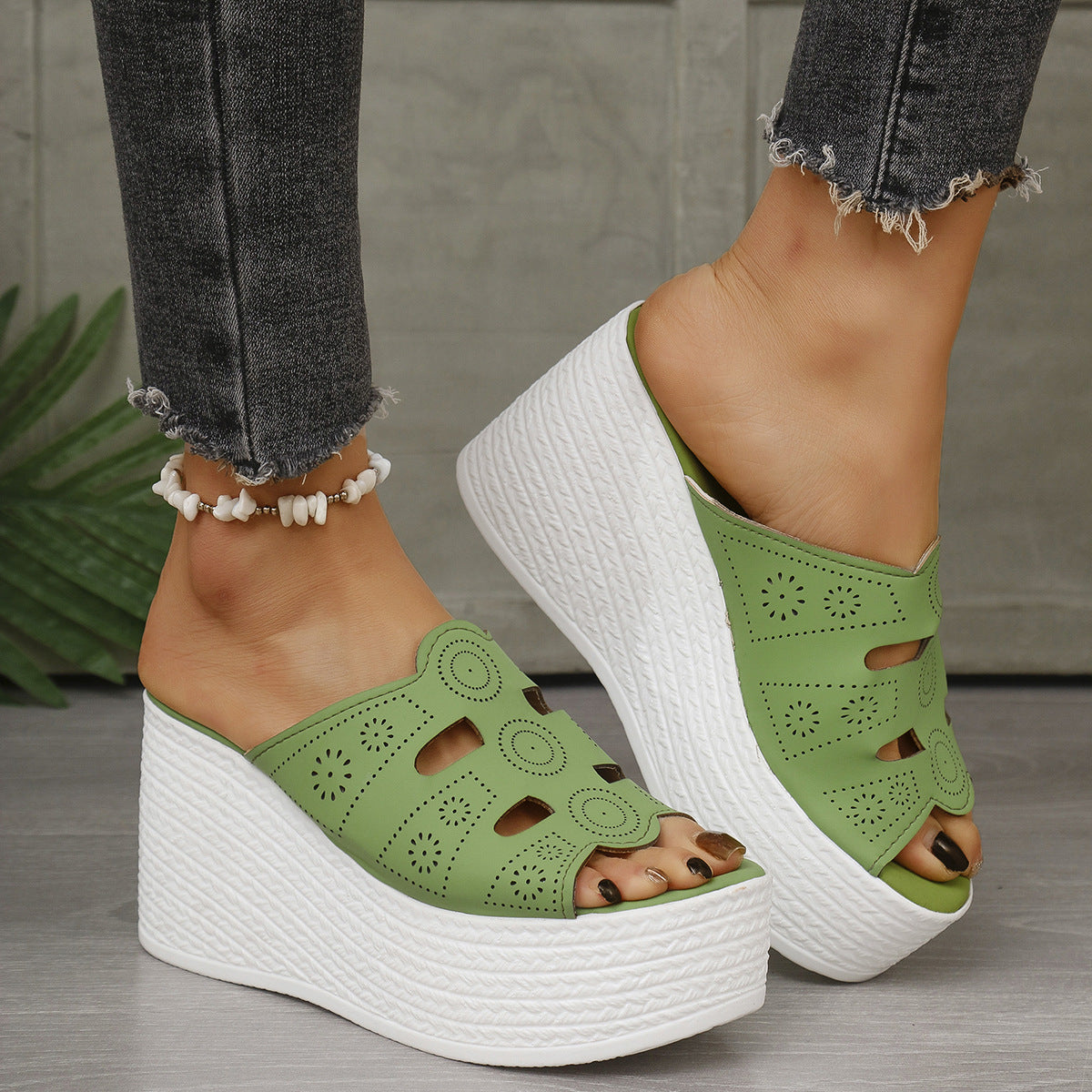 Plus Size Casual Slip-on Stitching Wedge Slippers