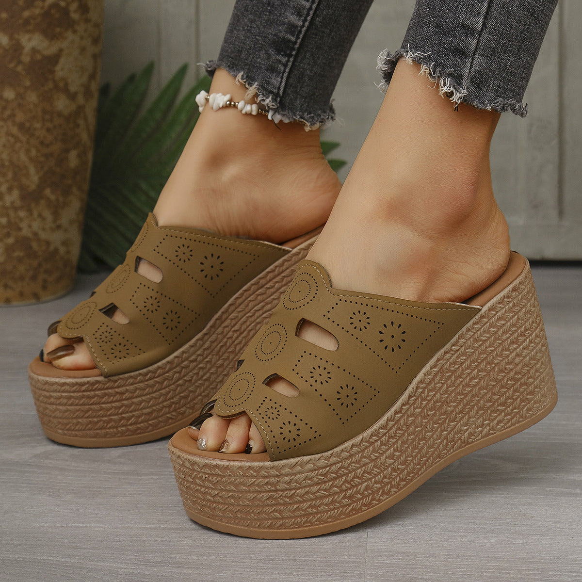 Plus Size Casual Slip-on Stitching Wedge Slippers