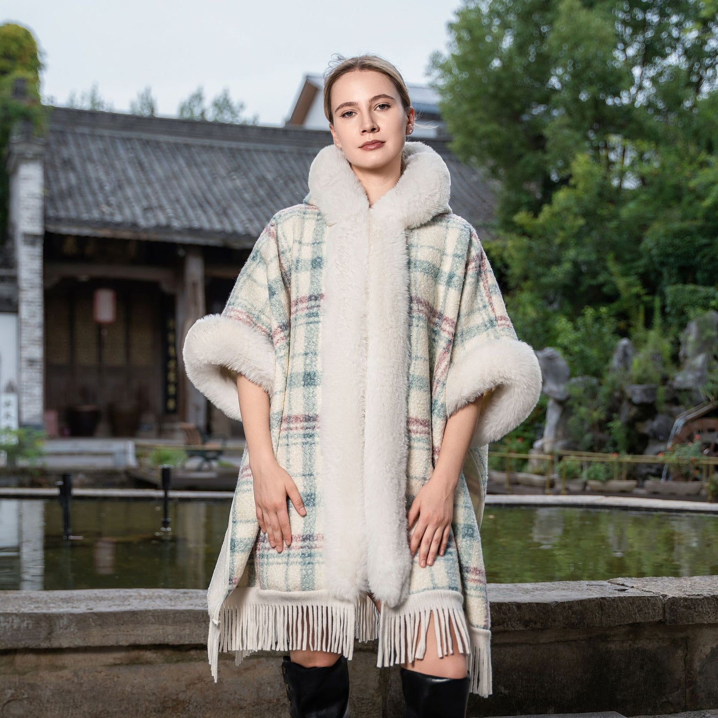 New Hooded Warm Cloak Artificial Plush Fur Shawl