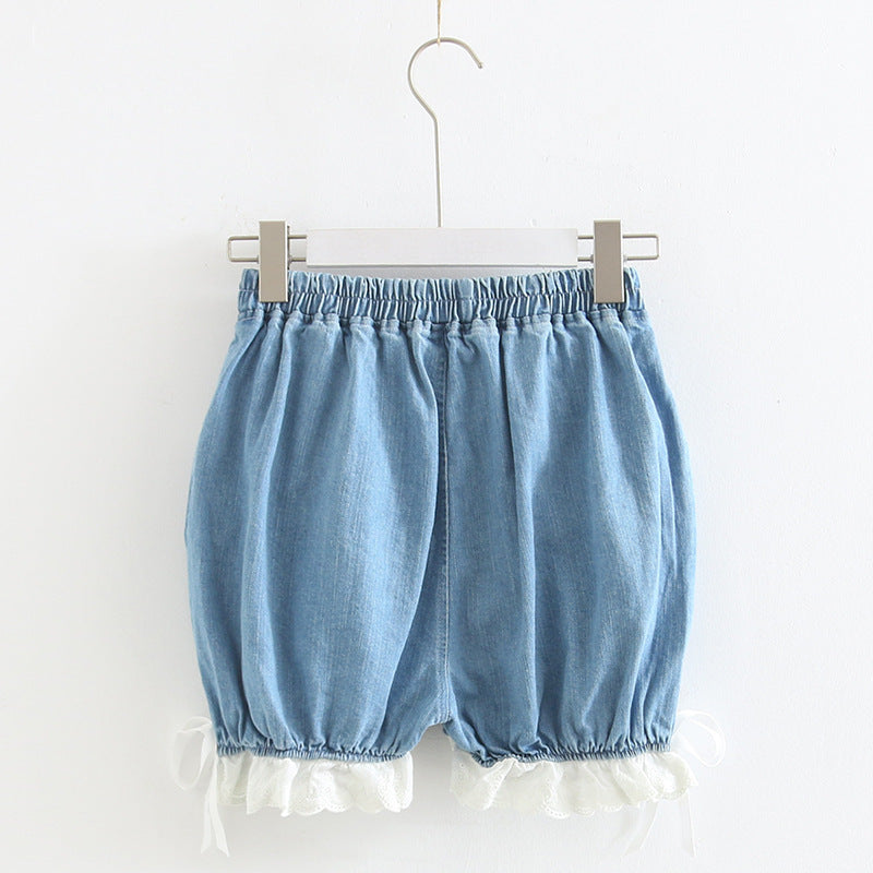 Embroidered jean shorts with cat head