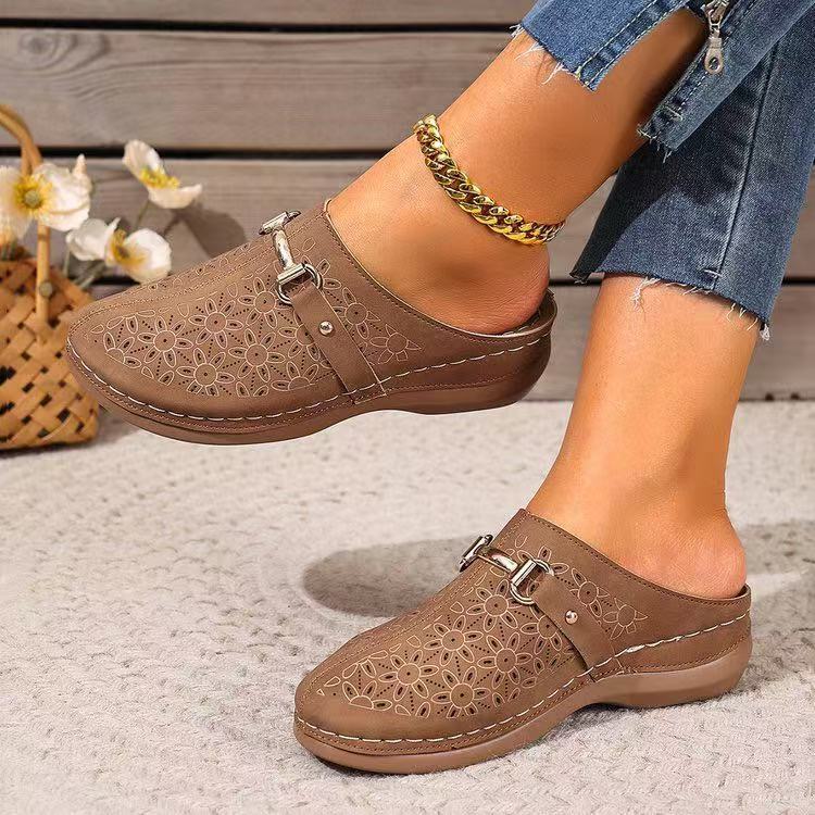 Summer New Closed Toe Metal Buckle Hollowed Women's Shoes