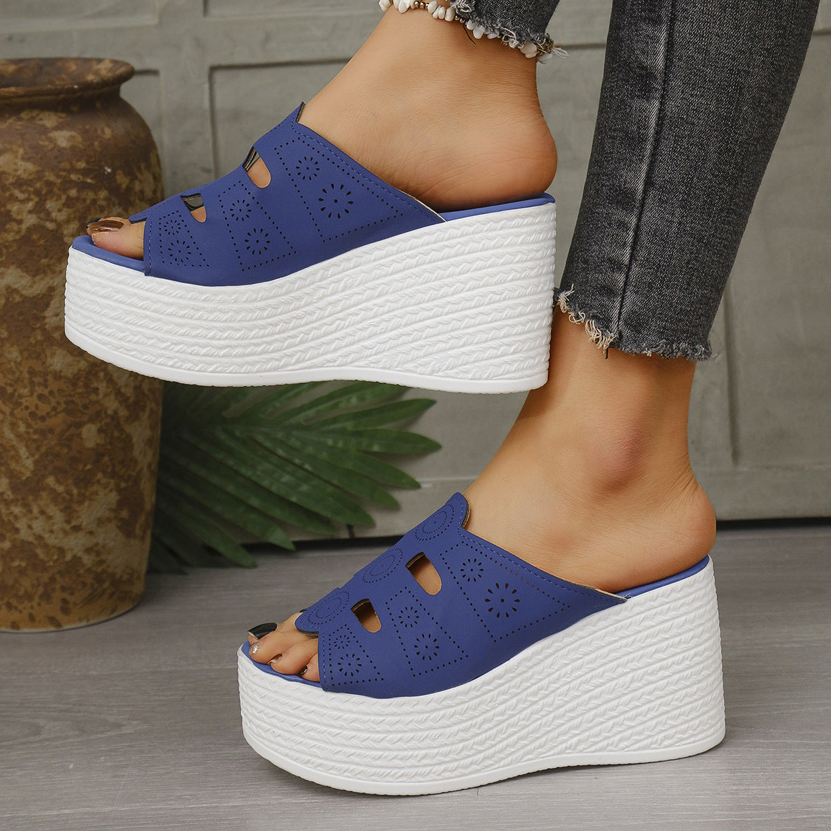 Plus Size Casual Slip-on Stitching Wedge Slippers
