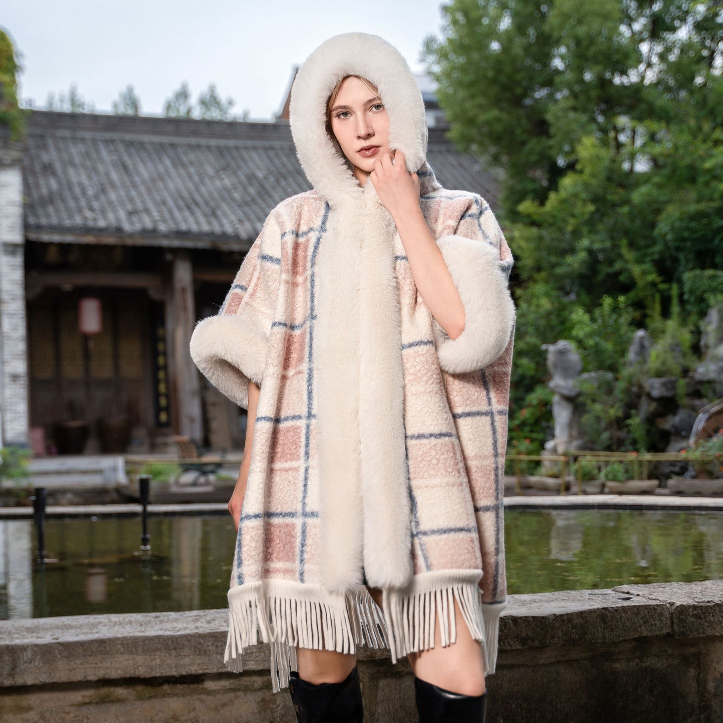 New Hooded Warm Cloak Artificial Plush Fur Shawl